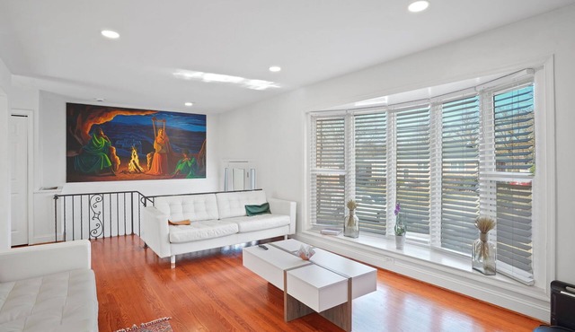 Entire 3 Bedroom - Silver Spring 5 Min walk to Metro