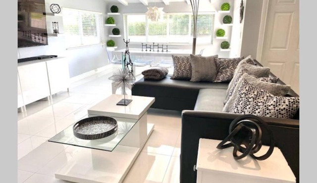 Entire 3br 2ba House Pet Friendly Close to Beach