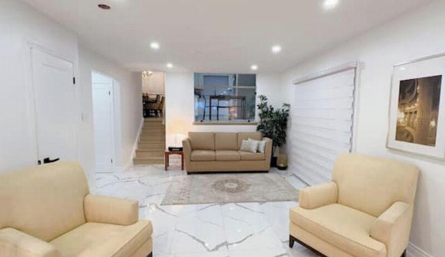 Entire 4 bedroom Entire house in Mississaugann