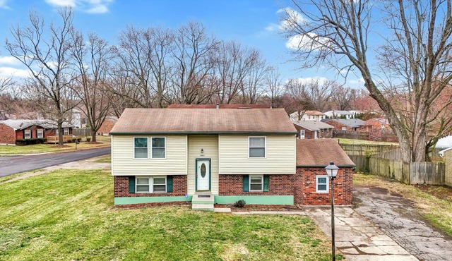 Entire 4 bedrooms & free parking on a private corner lot.