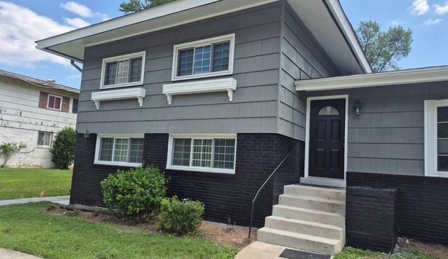 Entire 5 bedroom house near DC and Metro