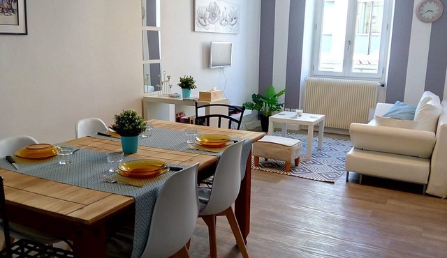 ENTIRE ACCOMMODATION - APART'AGEN - FOR 2 OR 4 PERS.