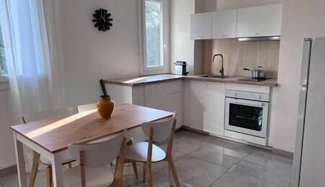 Entire accommodation 15 minutes from the beaches