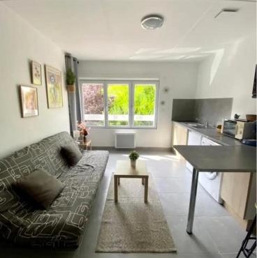 Entire apartment in Auxerre