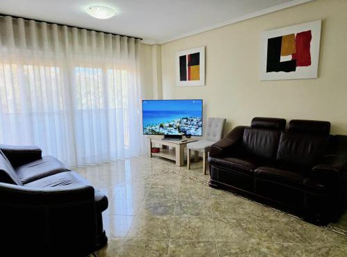 Entire Apartment near Valencia - 2 Bedrooms & 2 Bathrooms