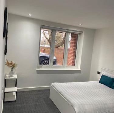 Entire Apartment perfectly located for Heathrow Airport