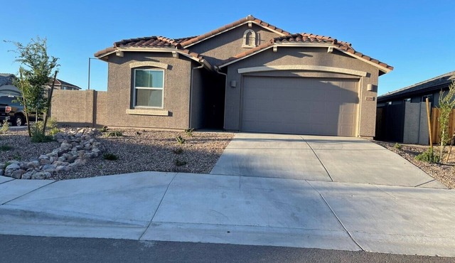 Entire Beautiful New Home in Buckeye AZ