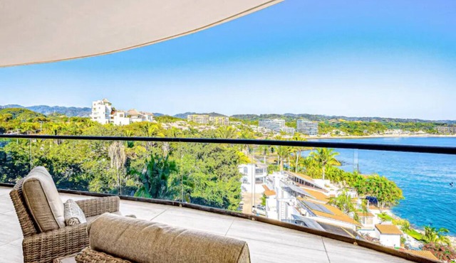 Entire Condo in serene El Tizate, with Amazing views and Beach Front property