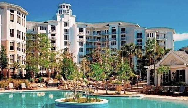 Entire Condo right in the heart of Baytowne!