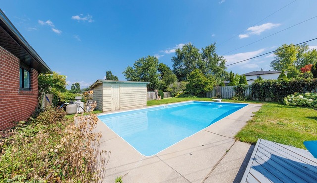 Entire Cozy Home | In-Ground Pool | Minutes to Lake & Waterfront Park