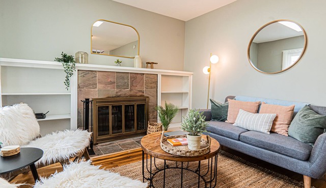 Entire Cute Tranquil Oasis in PDX