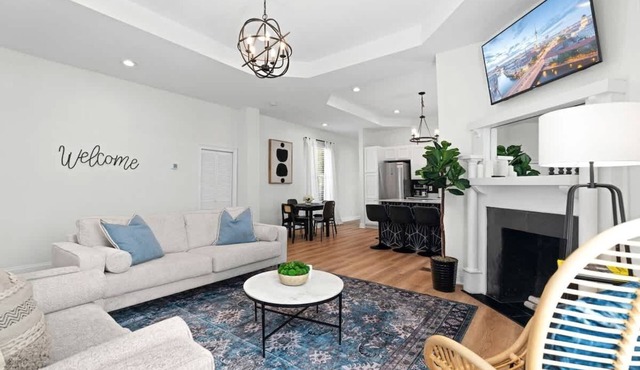 Entire Duplex for Groups | Two Private Apartments