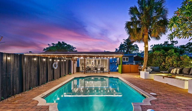 Entire Duplex (Vila 1 & Vila 2) w/2 heated POOLS