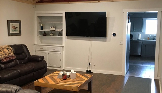 Entire Farm House near Fort Cobb Lake - completely new remodel