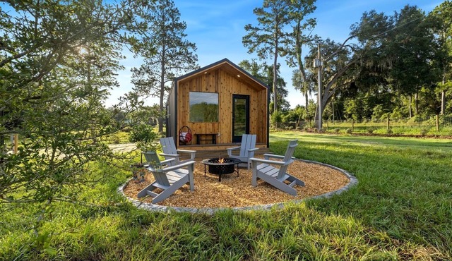 Entire Farm Retreat with Three Modern Cabins in Lake City, Florida, Perfect for an Event or Large Family Getaway
