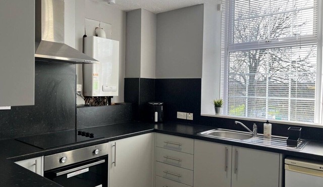 Entire Flat|Barnsley Centre | 3 Bedrooms| 7 Guests