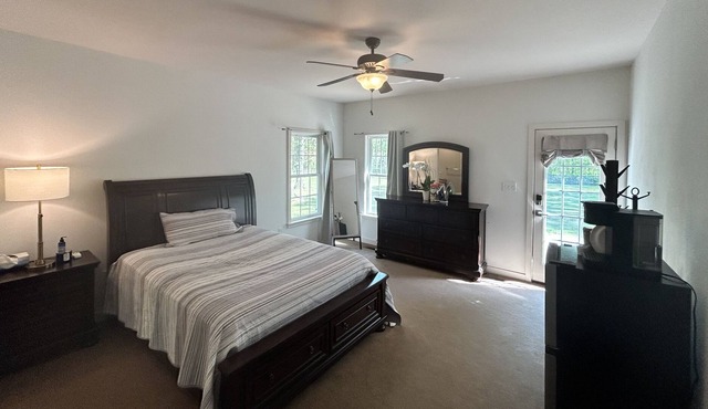 Entire Guest Home near Historic Lake Anna Sleeps 2