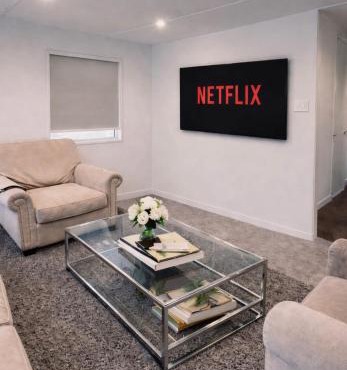 Entire guest house in Countryside with Hot Tub