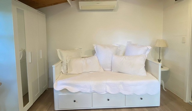 Entire guesthouse hosted by Jaz