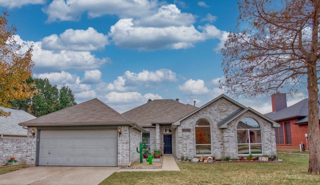 Entire home with private spa and pool!