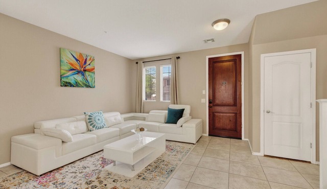 Entire Home Avondale 4 Bedroom 3 Bathroom