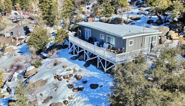 Entire Home between Big Bear and Arrowhead Lake in Arrowbear on top of a hill.