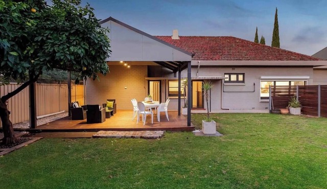 Entire Home - Close to the City @Medindie