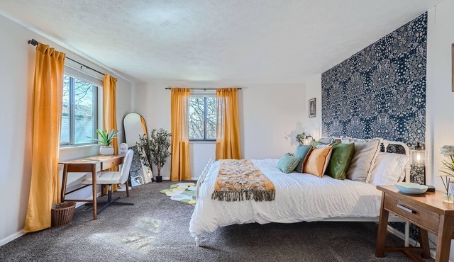 Entire Home in Denver 4 BR. Arcade. Dog Friendly.