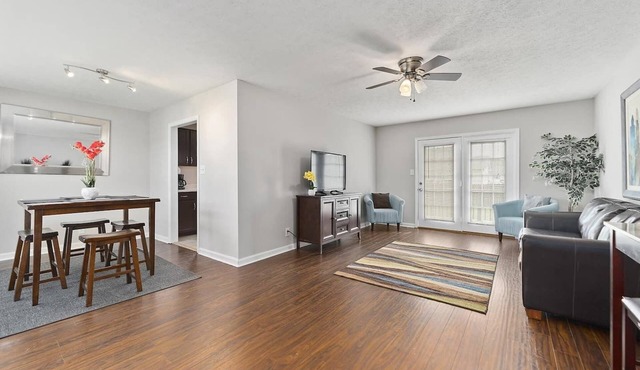 Entire home near Fort Campbell, KY*Gate 4*