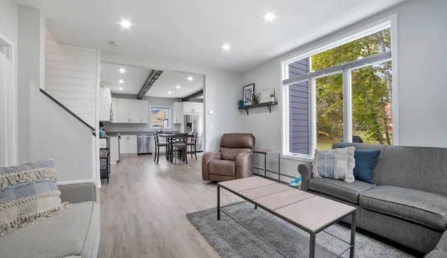 Entire Home Near Lake Superior