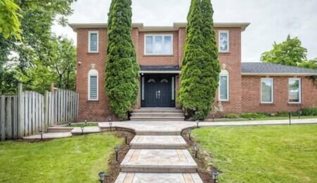 Entire Home | Toronto Hub | Therma SPA | 12 Guests | Dagmar | Sports Arenas