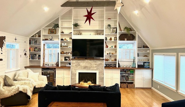 Entire Home w/Backyard & Hot Tub, Close to Beaches