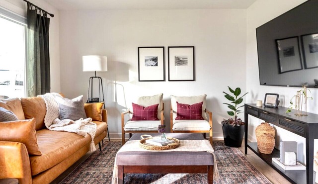 Entire Home with Modern Conveniences - New Castle