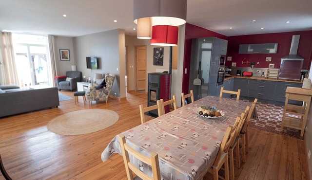 Entire house 3 bedrooms