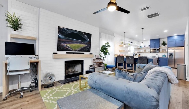 ENTIRE HOUSE, 3BR, 2.5 BATHS, SLEEPS 8, PERFECT LOCATION DOWNTOWN ATL