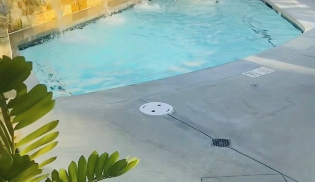 Entire House 6 Mins to Disneyland! Rooftop and Swimming Pool!