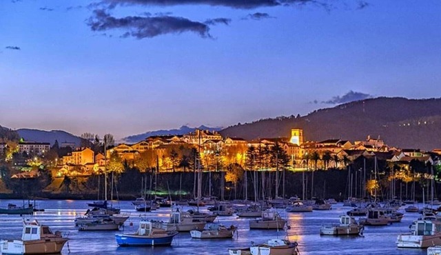 Entire house Etche Kat in the heart of the Basque Country.