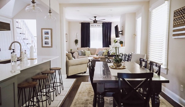 Entire House, Great Location, Stylish decor!