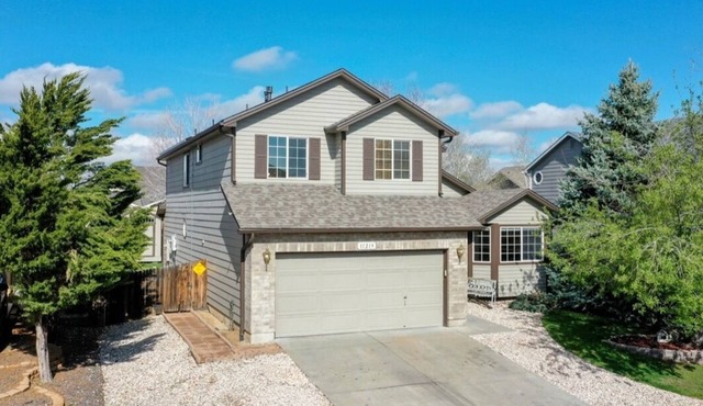Entire house in a quiet neighbourhood