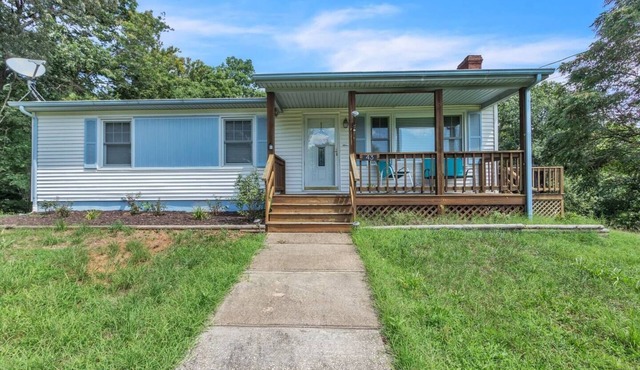 Entire house in Afton, VA, The Cottage at Stumble Creek - 3 bedroom