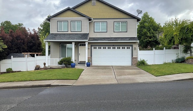 Entire House in Northwest Hazel Dell