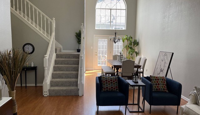 Entire House W/king Bed 10Mins from DFW Airport