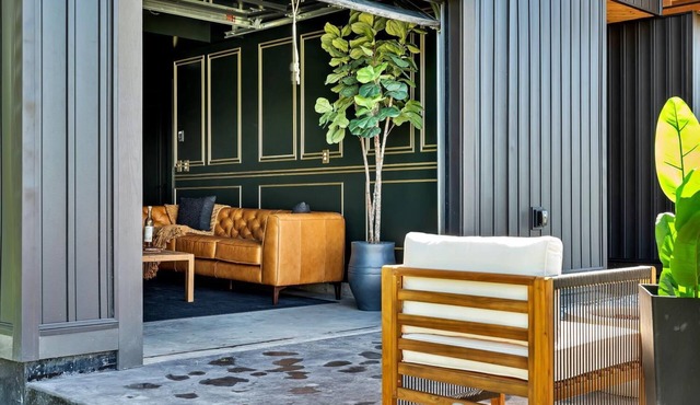 Entire House with cozy outdoor patio and fire pit