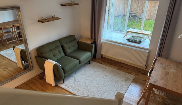 Entire House with Garden and Office