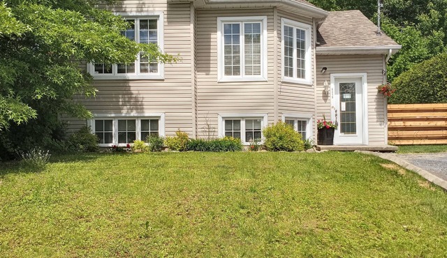 Entire house with SPA from May to Oct and woodland.