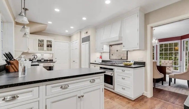 Entire LUX Home in Bethesda