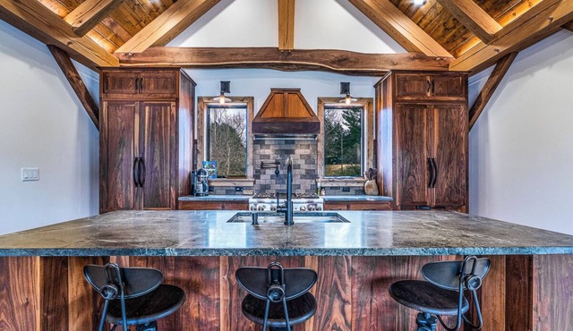 Entire luxurious cottage in Rockbridge Baths, Virginia