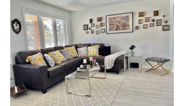 Entire Luxurious Retreat at Villa 6 Bedroom,4 Bath