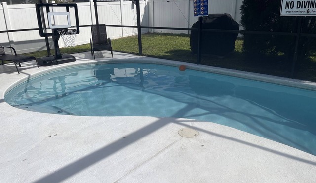 Entire Mouse House with Pool minutes from Disney!