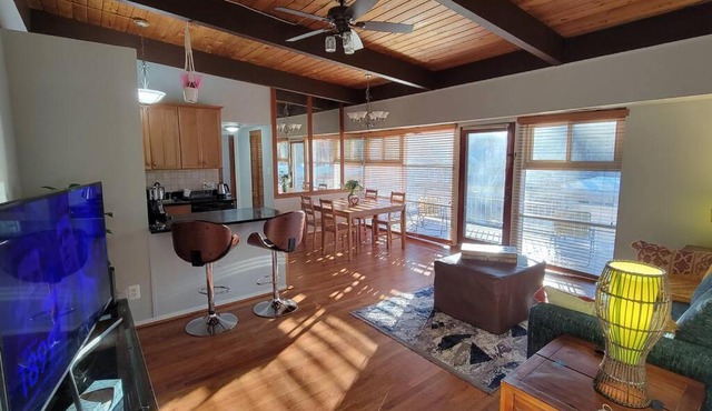 Entire one bedroom apartment